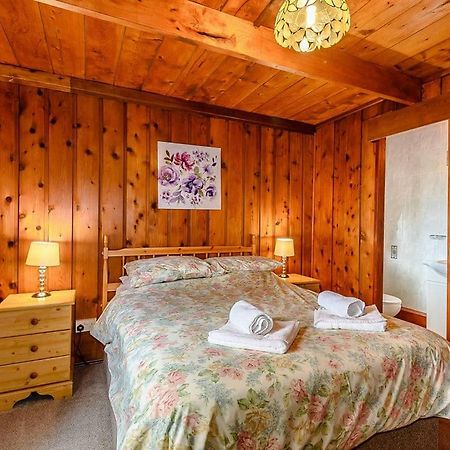 مونتغمري Penllwyn Lodges المظهر الخارجي الصورة