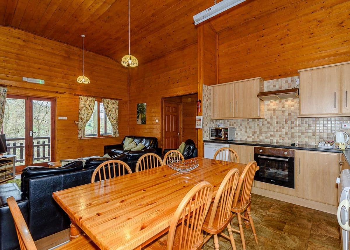 مونتغمري Penllwyn Lodges المظهر الخارجي الصورة